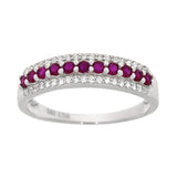 Ring i Hvitt Gull, 0.25ct Hvit Topas og 0.50ct Rubiner