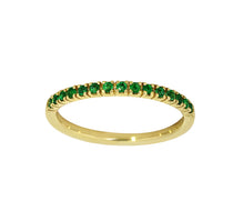 Ring i Gult Gull (585) med Smaragd 0,20 ct – Diamanthuset