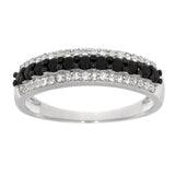 Ring i Hvitt Gull, 0.25ct Hvit Topas og 0.50ct Svarte Diamanter