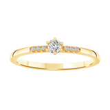 Lux diamantring i Hvitt/Gult Gull med diamanter på ringskinnen, 0,15ct