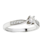 Diamantring i Hvitt Gull (585) med tot. 0.60ct TWSI Diamanter