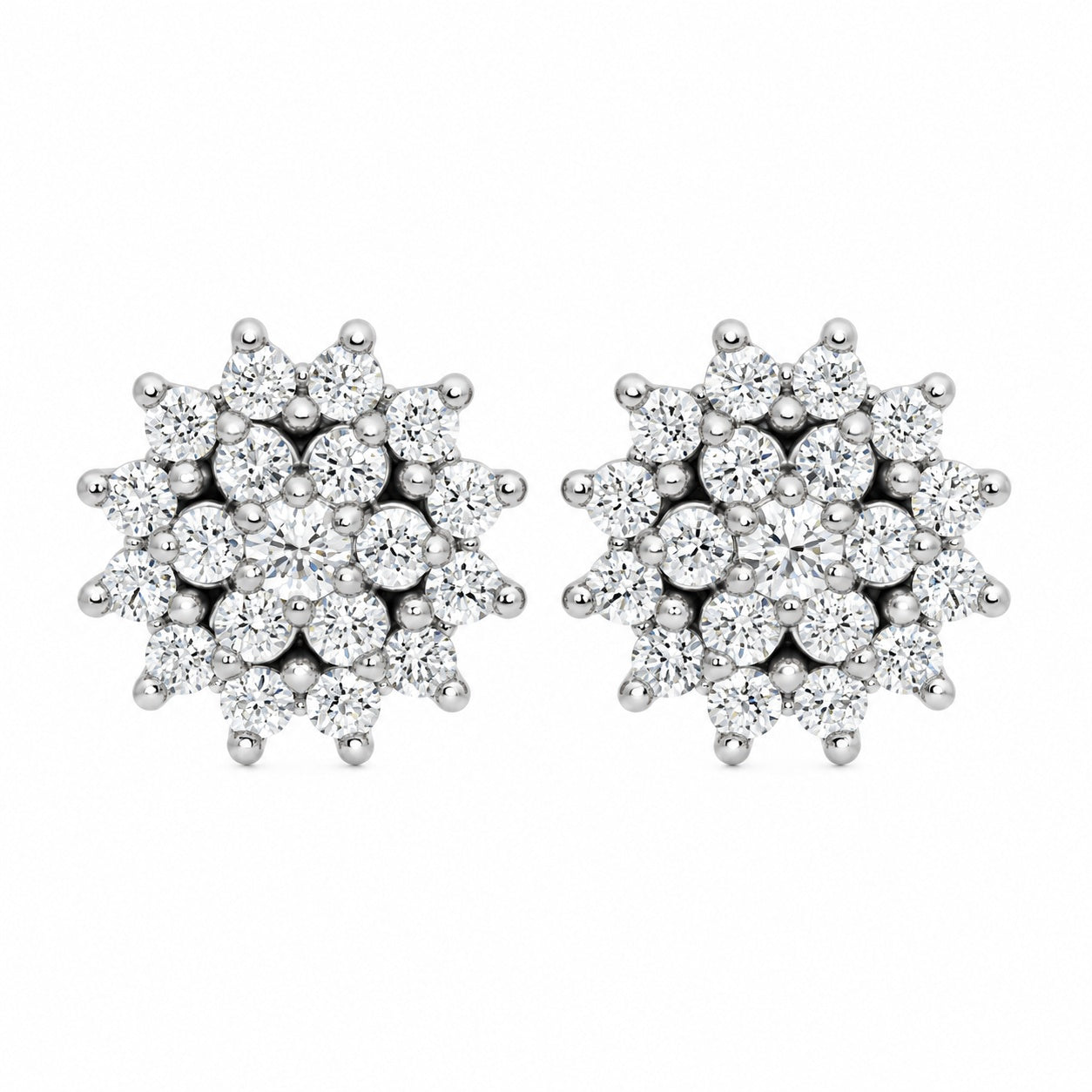 Rosettørepynt i 14kt Hvitt Gull,, 1,00 ct TW/SI Diamanter – Diamanthuset