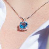 Bloom Diamantanheng i Hvitt Gull - 0.20ct tw/si Diamanter - 4.10ct Blå Topas  - 14kt Gull (585)
