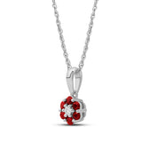Diamanthalssmykke i hvitt og gult gull, 0.03ct TW/Si og 0.19ct rubin