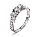 Diamantring Trestens i Hvitt Gull med Tot. 0,77ct TWSI DIamanter