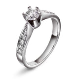 Diamantring i Hvitt Gull (585) med Tot. 0.70ct TW/SI Diamanter