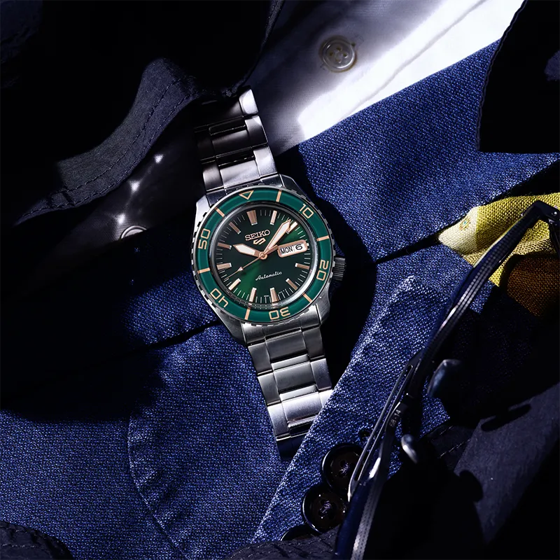 Seiko 5 Sports HDB005K1 herreklokke med grønn skive