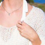 Diana Diamantring med safir i hvitt gull, 0.03CT TWSI