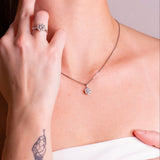 Halssmykke i Gult eller Hvitt Gull (585) med 0.10ct TW/SI Diamanter