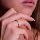 Elegant Diamantring i Hvitt/Gult Gull (585), 0,10ct tw/si Naturlige Diamanter