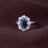 Diana Diamantring med safir i hvitt gull, 0.08CT TWSI