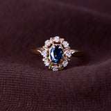 Diana Diamantring med safir i gult gull 0,08ct TWSI