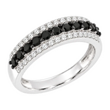 Ring i Hvitt Gull, 0,25 ct Hvit Topas og 0,50 ct Svarte Diamanter – Diamanthuset