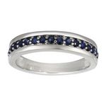 Ring i Hvitt Gull (585) med Safirer 0,45 ct – Diamanthuset