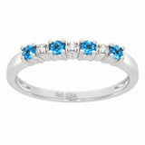 Ring i Hvitt Gull (585), 0.01ct TWSI Diamanter og Topas – sett forfra – Diamanthuset