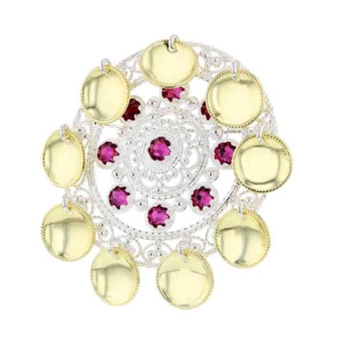 Filigransølje med rosa swarovski krystaller til bunad eller festdrakt. Gaven til deg selv finner du hos Diamanthuset