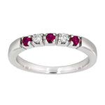 Diamantring med rubin i hvitt gull, 2 dia tot 0,10ct - Diamanthuset