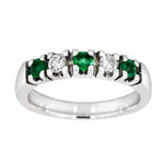 Diamantring 0.20ct TW/SI med smaragd i hvitt gull - Diamanthuset
